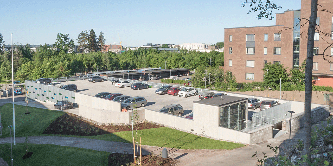 Pyhtäänkorven pysäköintitalo